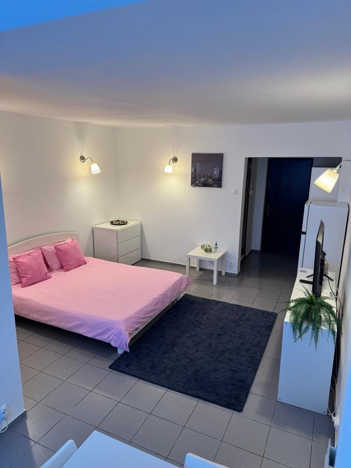 Park Lake Apartment Bukurešť Exteriér fotografie